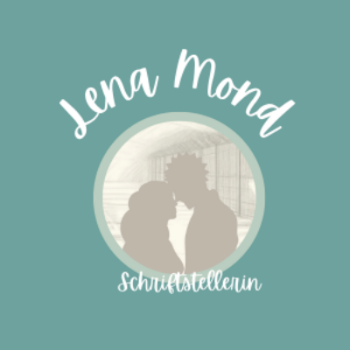 Lena Mond Logo Logo mit grünem Hintergrund ein Liebespaar in Umarmung vor einem Zaun mit Natodraht und Wasserstrahl